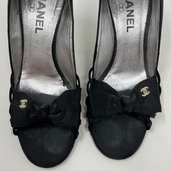 Vintage Chanel CC Pearl Black Heel Sandal Pump with Bow size 37 EU - Picture 7 of 8